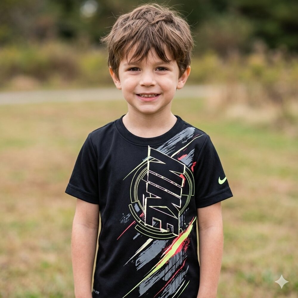 Nike Dri-FIT The Nike Tee Boys Size 6 Black Graphic Athletic Short Sleeve Shirt